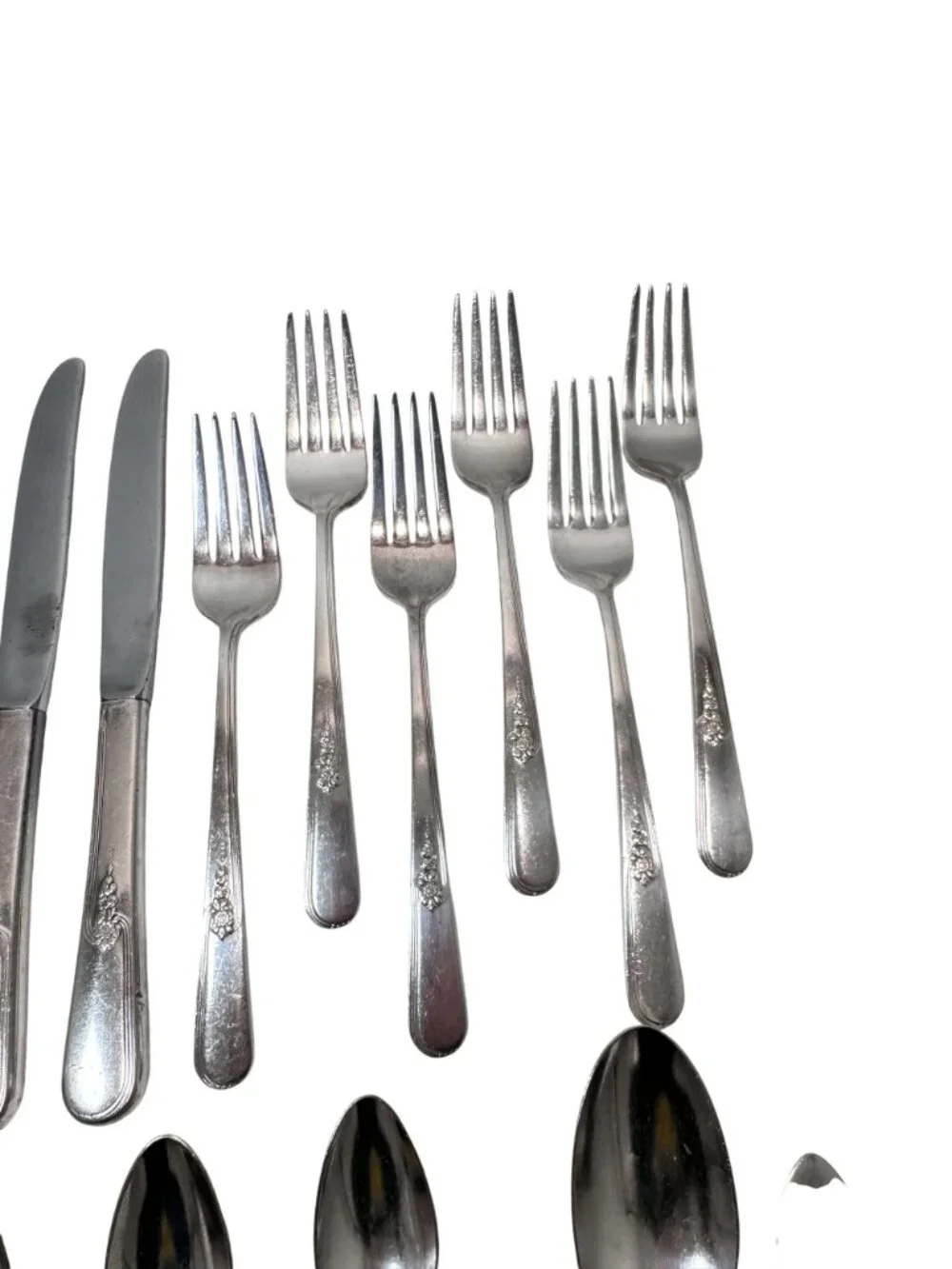 Holmes & Edwards Inlaid IS 1940's Silverware Set Youth Pattern 25 Pcs 6 Settings